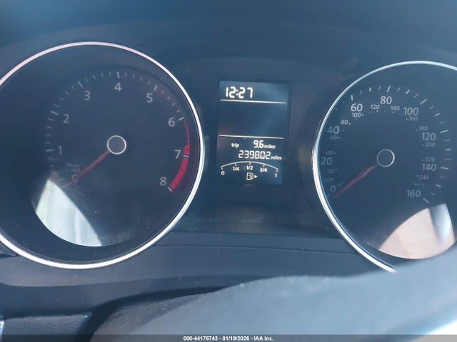 3VWD17AJ3FM260832 Volkswagen Jetta 1.8t Se