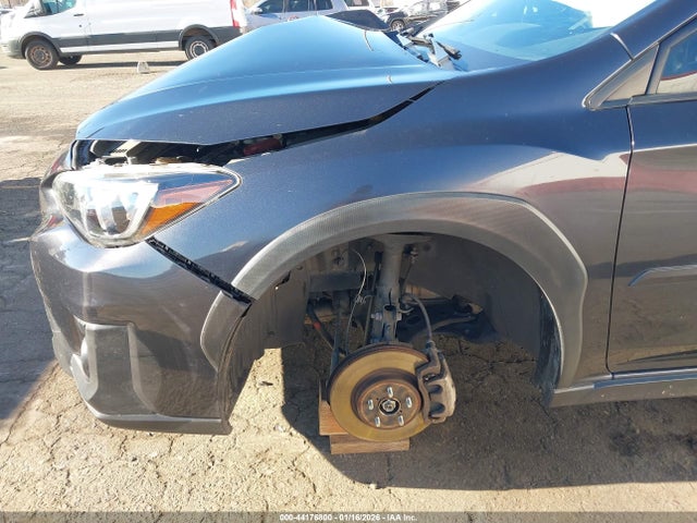 Subaru Crosstrek 2.0i Premium 2018 JF2GTABC8J9218351 Image 18