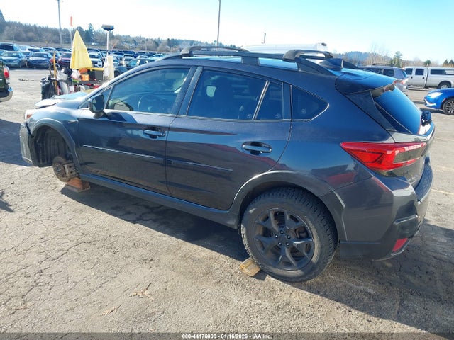 2018 SUBARU CROSSTREK JF2GTABC8J9218351 Photo 2