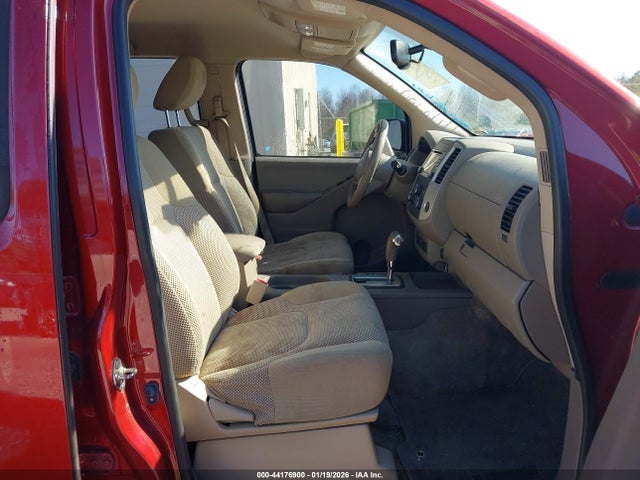 1N6DD0ER8JN758439 Nissan Frontier Sv