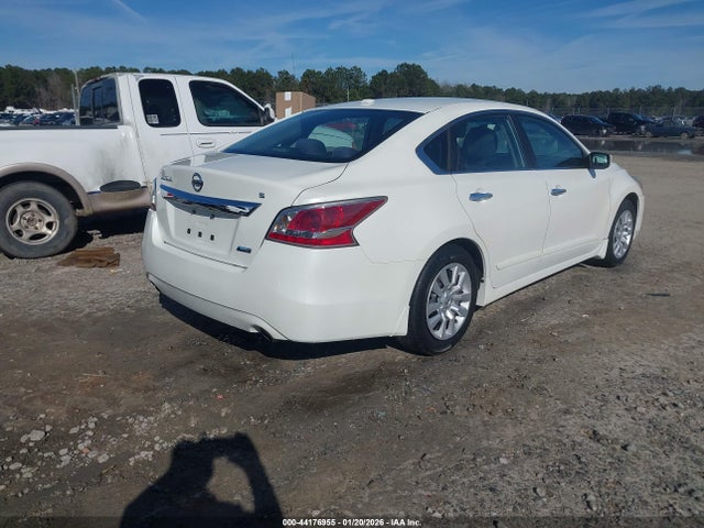 Nissan Altima 2.5 S 2014 1N4AL3APXEC185677 Image 4