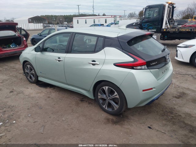 1N4AZ1CP8JC307222 Nissan LEAF SV