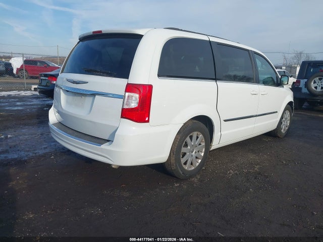 2015 CHRYSLER TOWN & COUNTRY 2C4RC1BG0FR552501 Photo 3