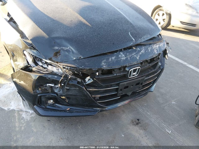 2021 Honda Accord Sport 2.0t მანქანა იყიდება აუქციონზე, vin: 1HGCV2F37MA008240, აუქციონის ნომერი: 44177050