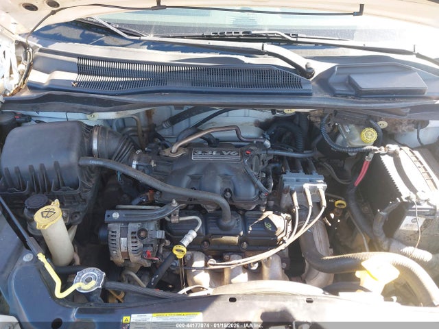 2010 Dodge Grand Caravan Se მანქანა იყიდება აუქციონზე, vin: 2D4RN4DE2AR168139, აუქციონის ნომერი: 44177074