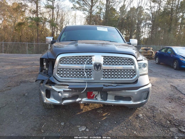 44177087 :رقم المزاد ، 1C6RR6NT1HS623038 vin ، 2017 Ram 1500 Laramie  4x2 5'7 Box مزاد بيع