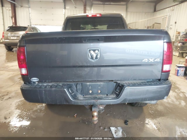 Продаж на аукціоні авто 2019 Ram 1500 Classic Express  4x4 6'4 Box, vin: 1C6RR7FG1KS534147, номер лоту: 44177137