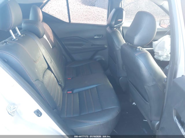 3N1CP5CU8KL515082 Nissan KICKS SR