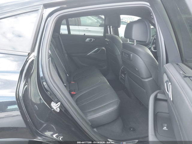 44177259 :رقم المزاد ، 5UXCY8C03P9N45341 vin ، 2023 Bmw X6 M50i مزاد بيع