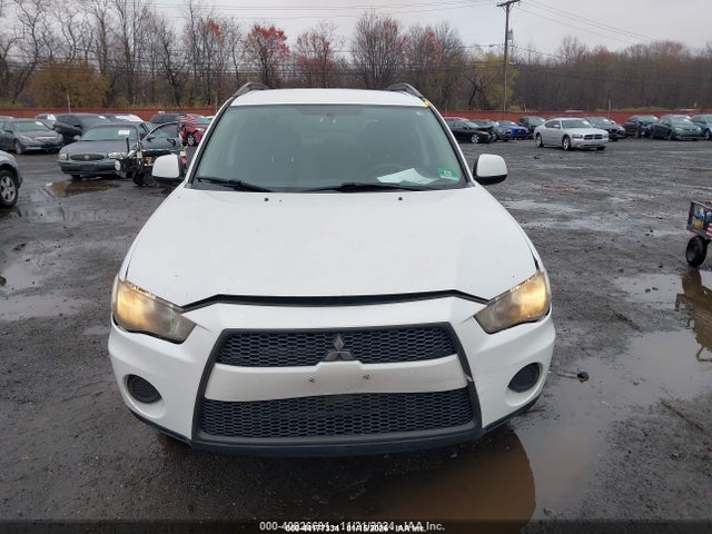 44177334 :رقم المزاد ، JA4AT2AW1AZ012742 vin ، 2010 Mitsubishi Outlander Es مزاد بيع