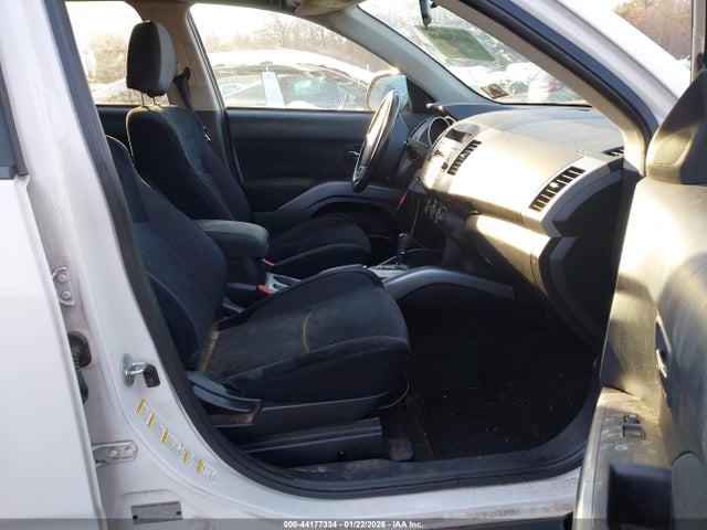 44177334 :رقم المزاد ، JA4AT2AW1AZ012742 vin ، 2010 Mitsubishi Outlander Es مزاد بيع