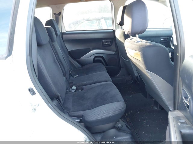 44177334 :رقم المزاد ، JA4AT2AW1AZ012742 vin ، 2010 Mitsubishi Outlander Es مزاد بيع