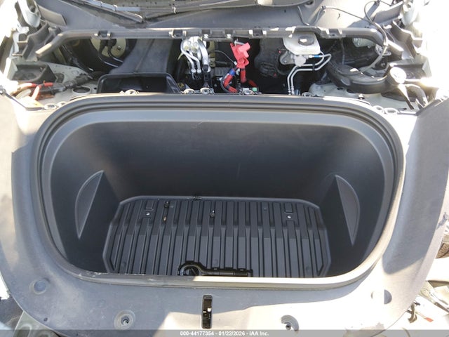 2023 TESLA MODEL Y 7SAYGDEE6PF676364 Photo 9