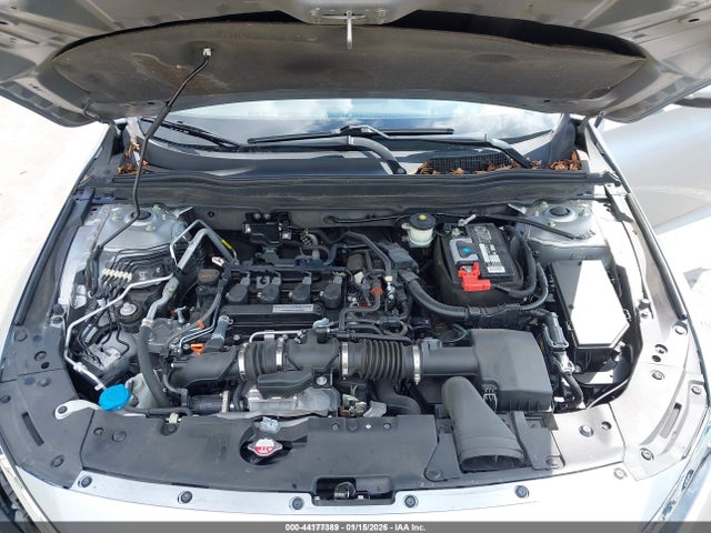 1HGCV1F9XJA122565 Honda Accord Touring