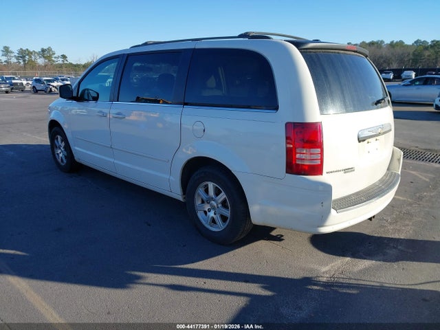 2008 CHRYSLER TOWN & COUNTRY 2A8HR54P08R637722 Photo 2