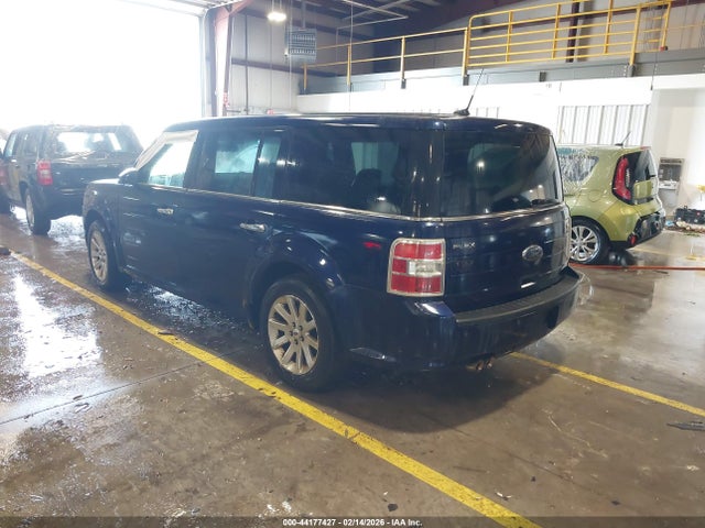 2011 FORD FLEX 2FMGK5CC9BBD27389 Photo 2