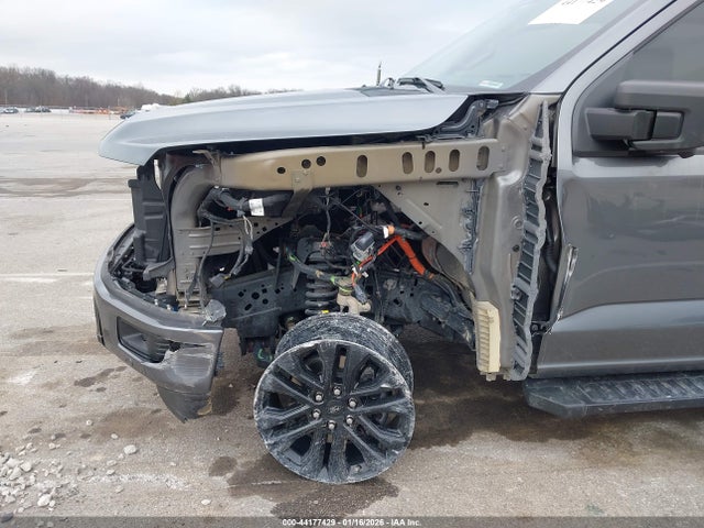 1FTFW3L84RFB59187 Ford F-150 Xlt