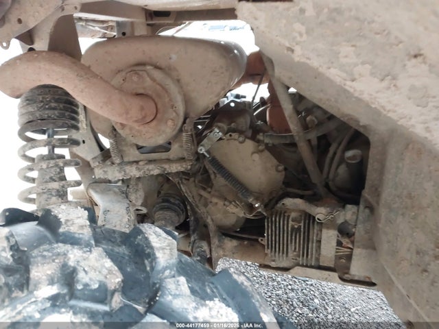 2023 CAN-AM COMMANDER 3JBAKAX40PK001636 Photo 7