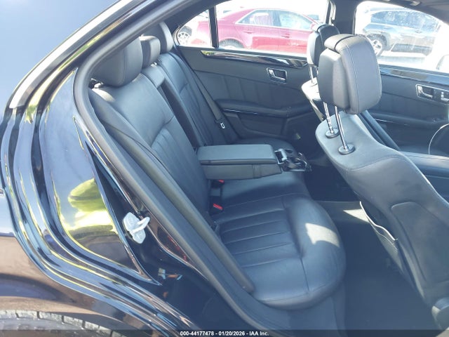 2011 MERCEDES-BENZ E 550 WDDHF9AB4BA302030 Photo 7