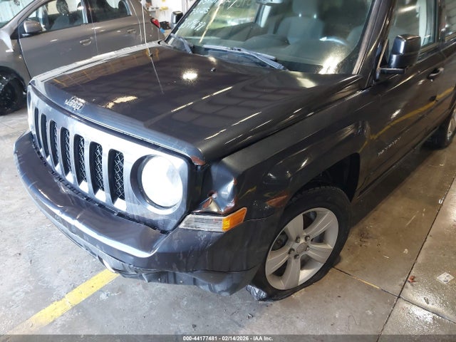 44177481 :رقم المزاد ، 1C4NJPBB0GD590519 vin ، 2016 Jeep Patriot Sport مزاد بيع