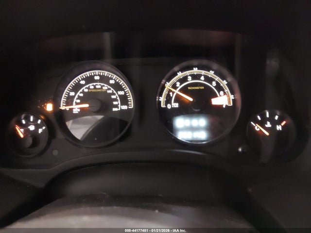 44177481 :رقم المزاد ، 1C4NJPBB0GD590519 vin ، 2016 Jeep Patriot Sport مزاد بيع