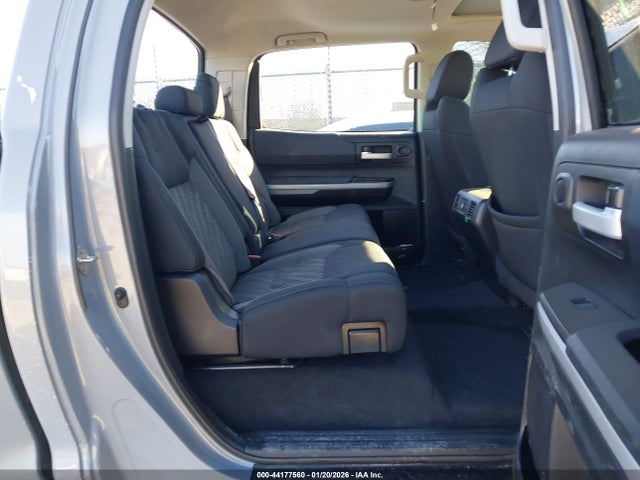 5TFDY5F13KX823412 Toyota Tundra Sr5 Plus 5.7l V8
