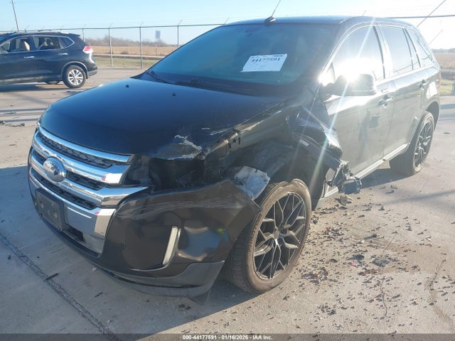 2FMDK3KC8EBB12339 Ford Edge Limited