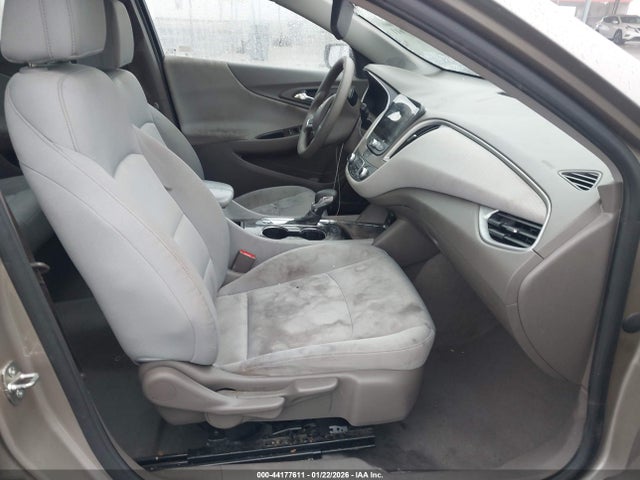 2022 CHEVROLET MALIBU 1G1ZD5ST3NF149600 Photo 4