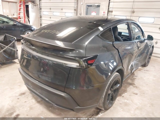 7SAYGDEE7TF339678 Tesla Model Y Long Range Dual Motor All-wheel Drive/long Range Launch Series