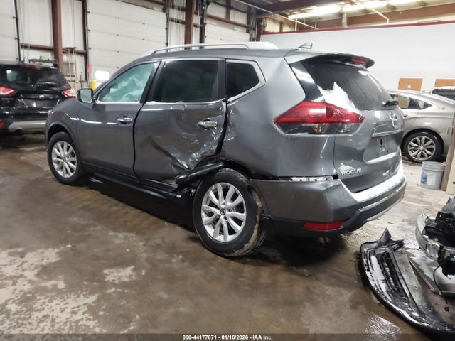 2019 NISSAN ROGUE 5N1AT2MV6KC759746 Photo 2