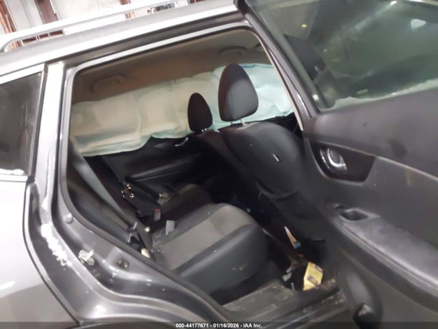 2019 NISSAN ROGUE 5N1AT2MV6KC759746 Photo 7