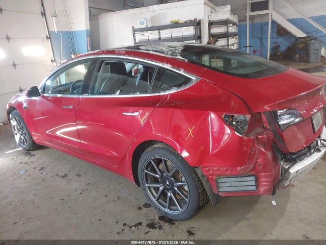 2020 TESLA MODEL 3 5YJ3E1EA0LF705618 Photo 2