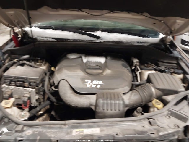 44177686 :رقم المزاد ، 1C4RJFCG8EC153232 vin ، 2014 Jeep Grand Cherokee Overland مزاد بيع
