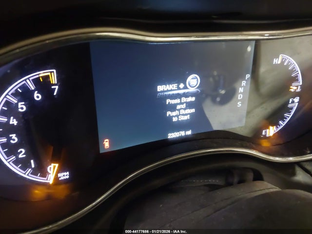 44177686 :رقم المزاد ، 1C4RJFCG8EC153232 vin ، 2014 Jeep Grand Cherokee Overland مزاد بيع