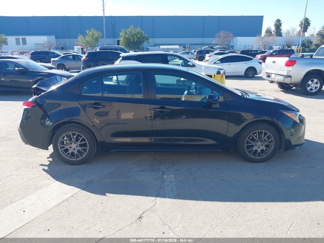 Toyota COROLLA LE 2022 5YFEPMAE3NP340064 Image 14