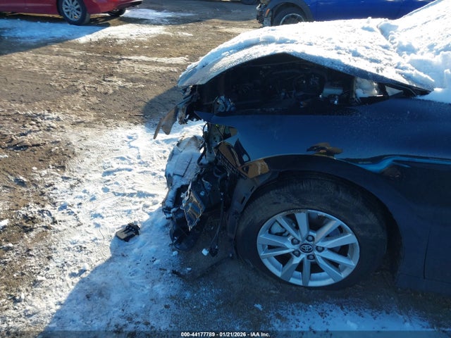 44177789 :رقم المزاد ، 4T1DBADK1SU032847 vin ، 2025 Toyota Camry Le مزاد بيع