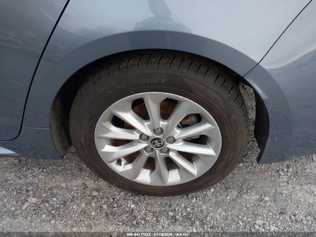 44177823 :رقم المزاد ، JTDHPMAE7NJ203047 vin ، 2022 Toyota Corolla Le مزاد بيع