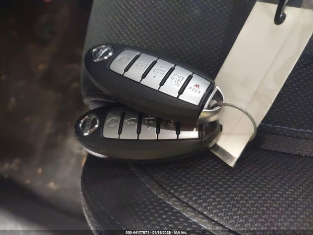 2017 NISSAN MAXIMA 1N4AA6AP2HC445484 Photo 10