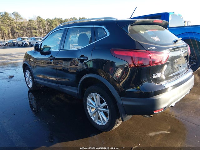 2018 NISSAN ROGUE SPORT JN1BJ1CP5JW163541 Photo 2
