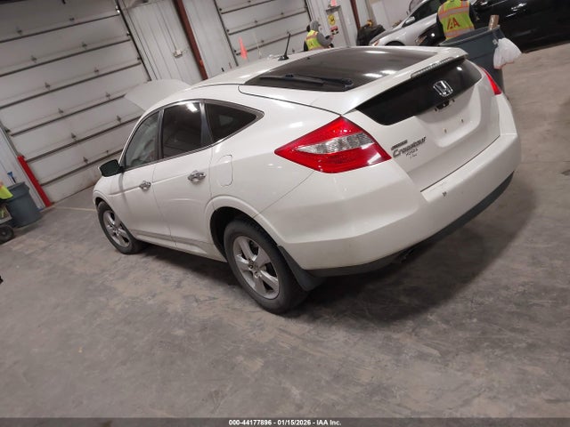 2010 HONDA ACCORD CROSSTOUR 5J6TF1H35AL015118 Photo 2