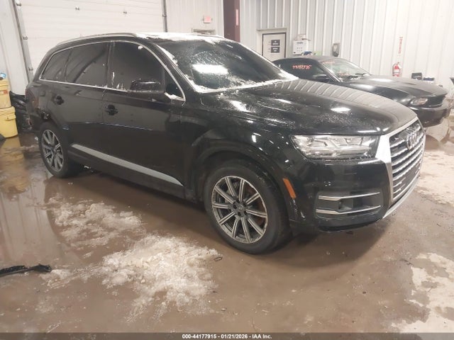 2019 AUDI Q7 WA1LAAF73KD010192 Photo 0
