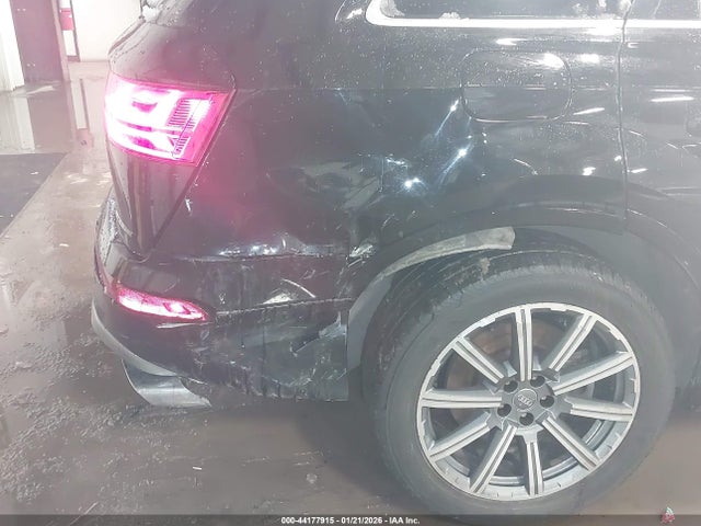 2019 AUDI Q7 WA1LAAF73KD010192 Photo 5