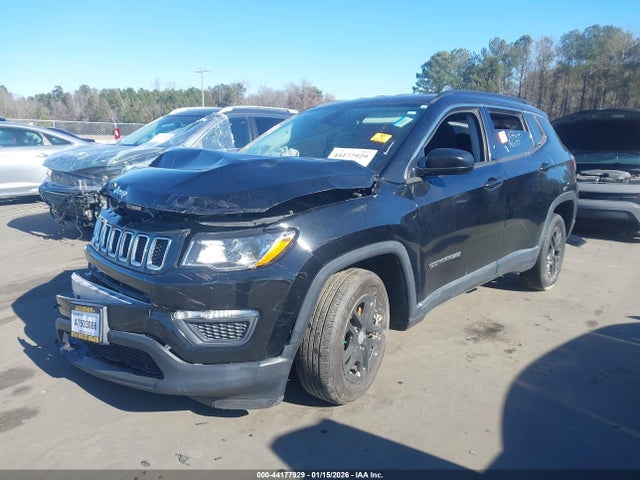 2019 JEEP COMPASS 3C4NJCABXKT793785 Photo 1