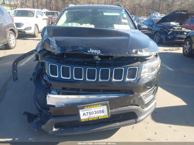 2019 JEEP COMPASS 3C4NJCABXKT793785 Photo 5