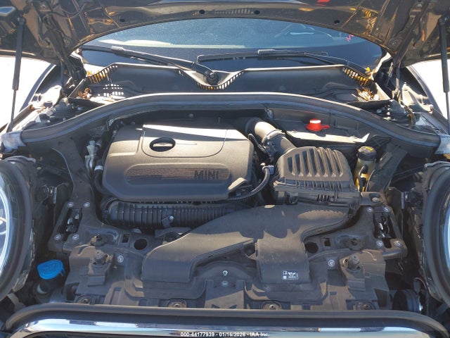 2020 MINI CLUBMAN WMWLV7C07L2M49605 Photo 9