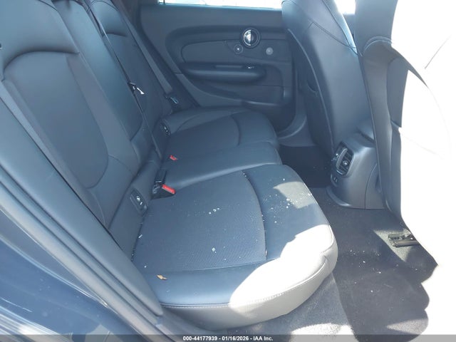 2020 MINI CLUBMAN WMWLV7C07L2M49605 Photo 7