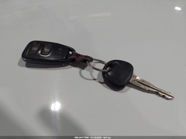 2011 HYUNDAI ACCENT KMHCN3AC6BU194680 Photo 10