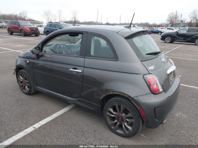 2018 FIAT 500 3C3CFFKH9JT510163 Photo 2