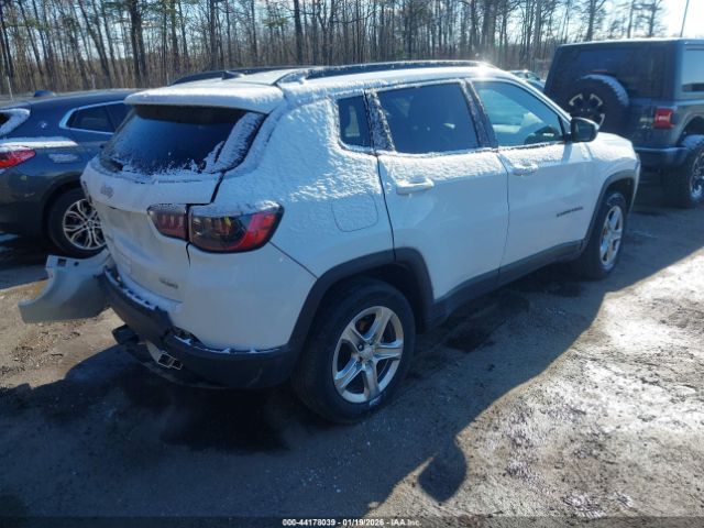 2024 JEEP COMPASS 3C4NJDBN7RT603868 Photo 3