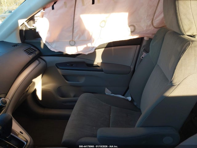 5J6RM3H35EL039033 Honda CR-V LX